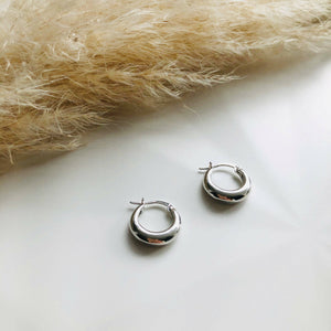Minimalistic Silver Dome Earring