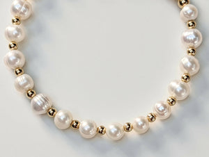 Freshwater pearl and gold filled beads bracelet - Handmade