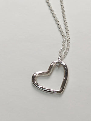 Chunky (2mm) hammered sterling silver open heart necklace - Handmade