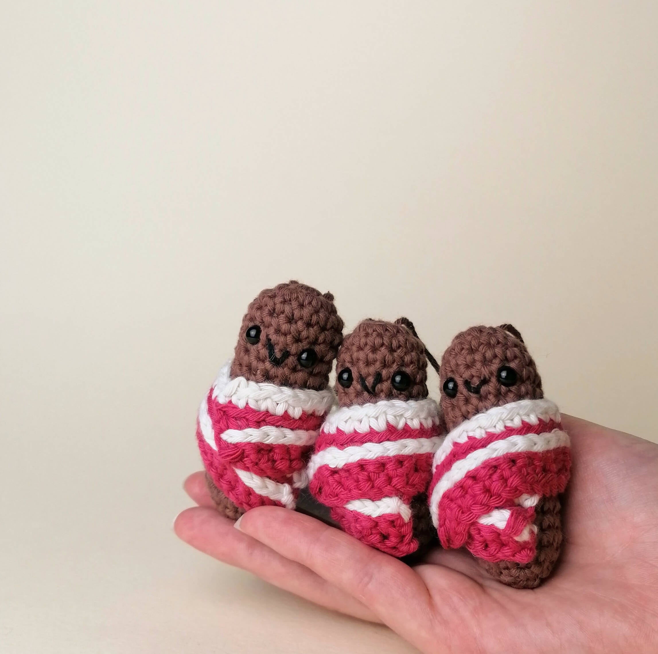 Pig in a Blanket | Handmade Crochet Christmas Decoration | Art & Soul