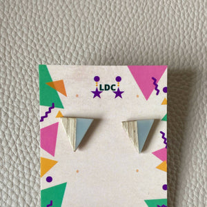 Triangle Wooden Grey Clear Resin Studs