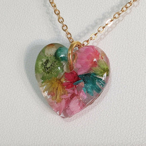 3D Heart Shaped Necklace with Multicolour Dried Flowers Gold Plated