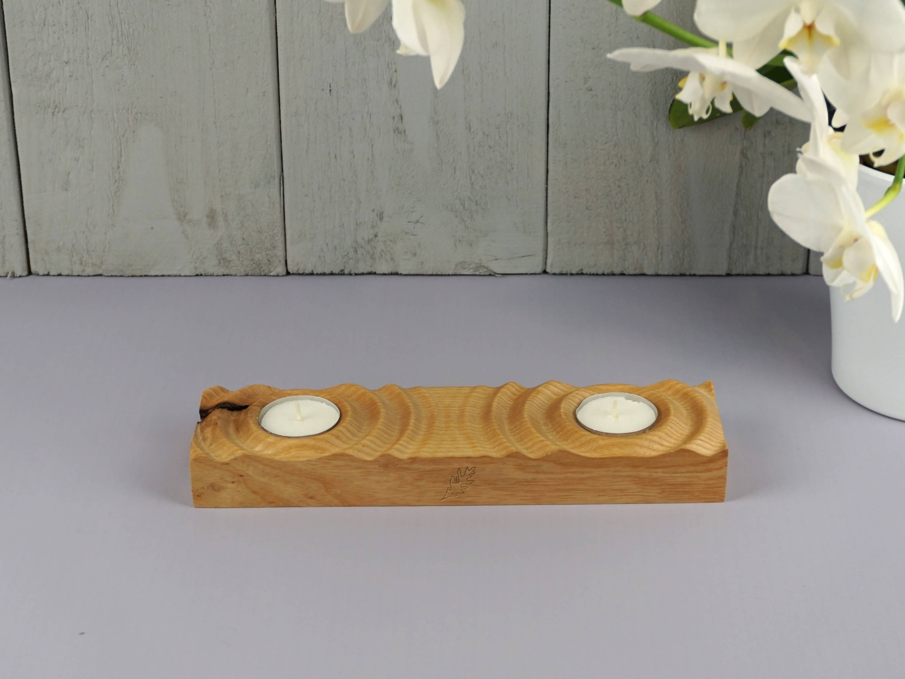 Double tea light holder