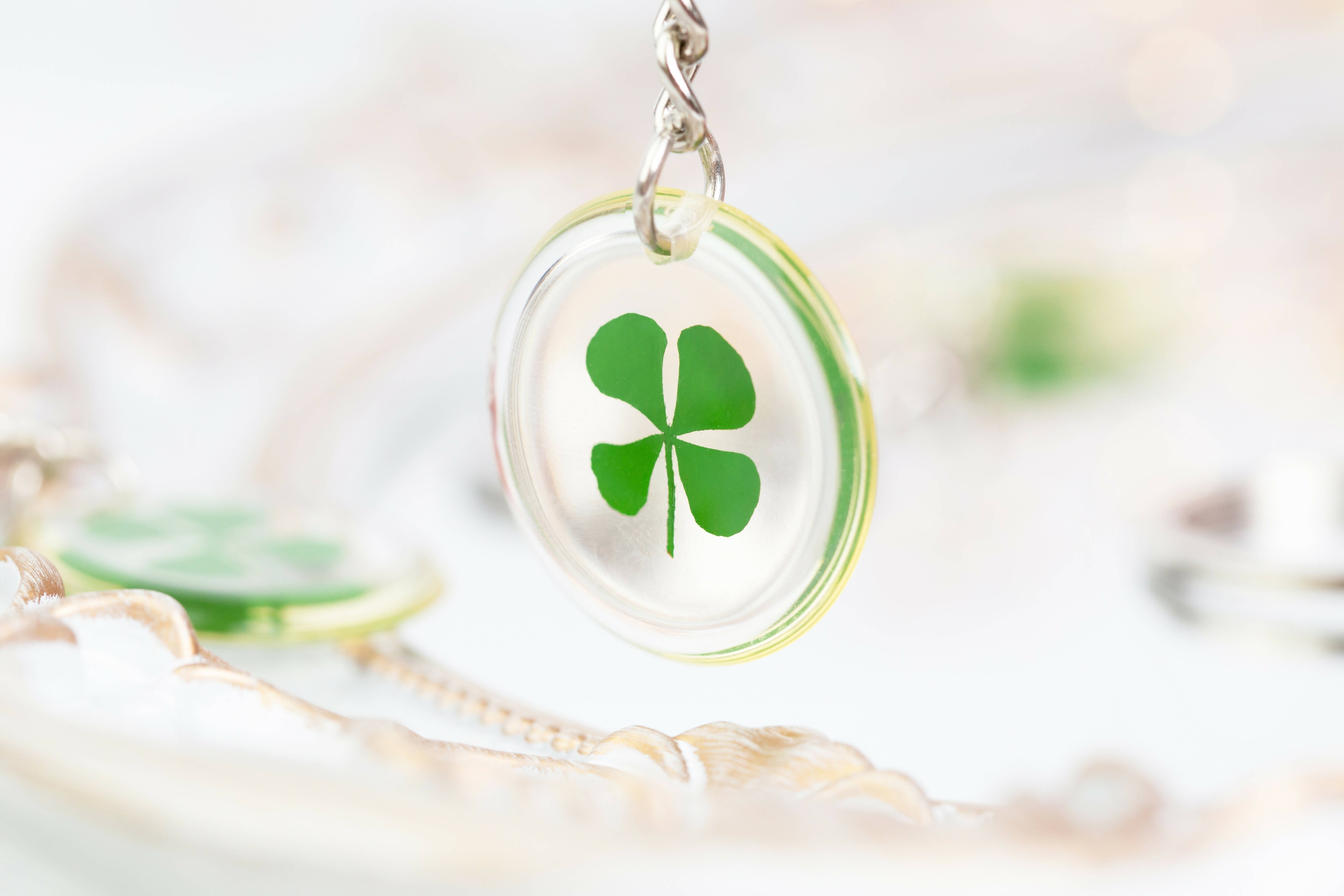 Real Pressed Four Leaf Clover Keyring for Good Luck | Art & Soul