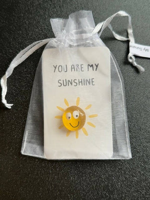 Pebble Hug Sunshine gift card