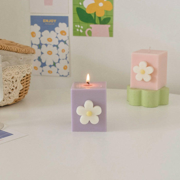 Daisy Flower Candle