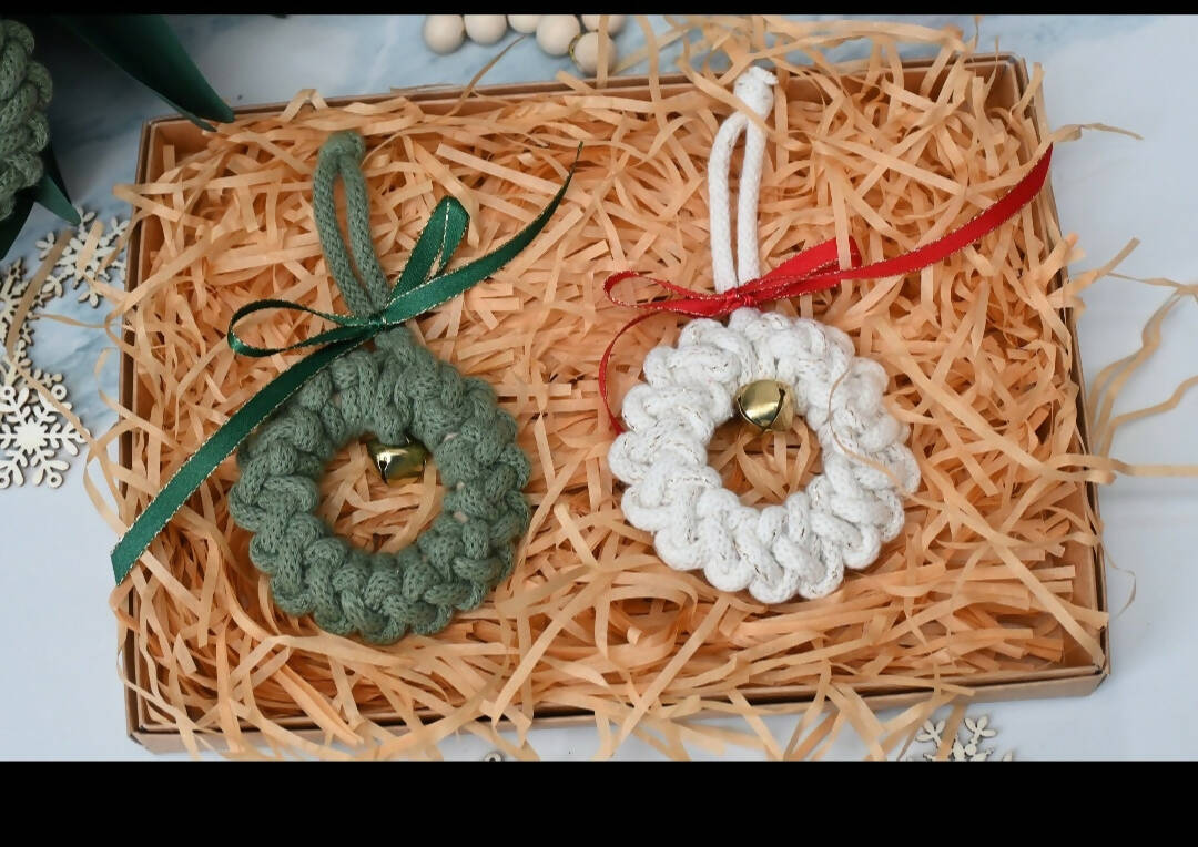 Mini wreath in green