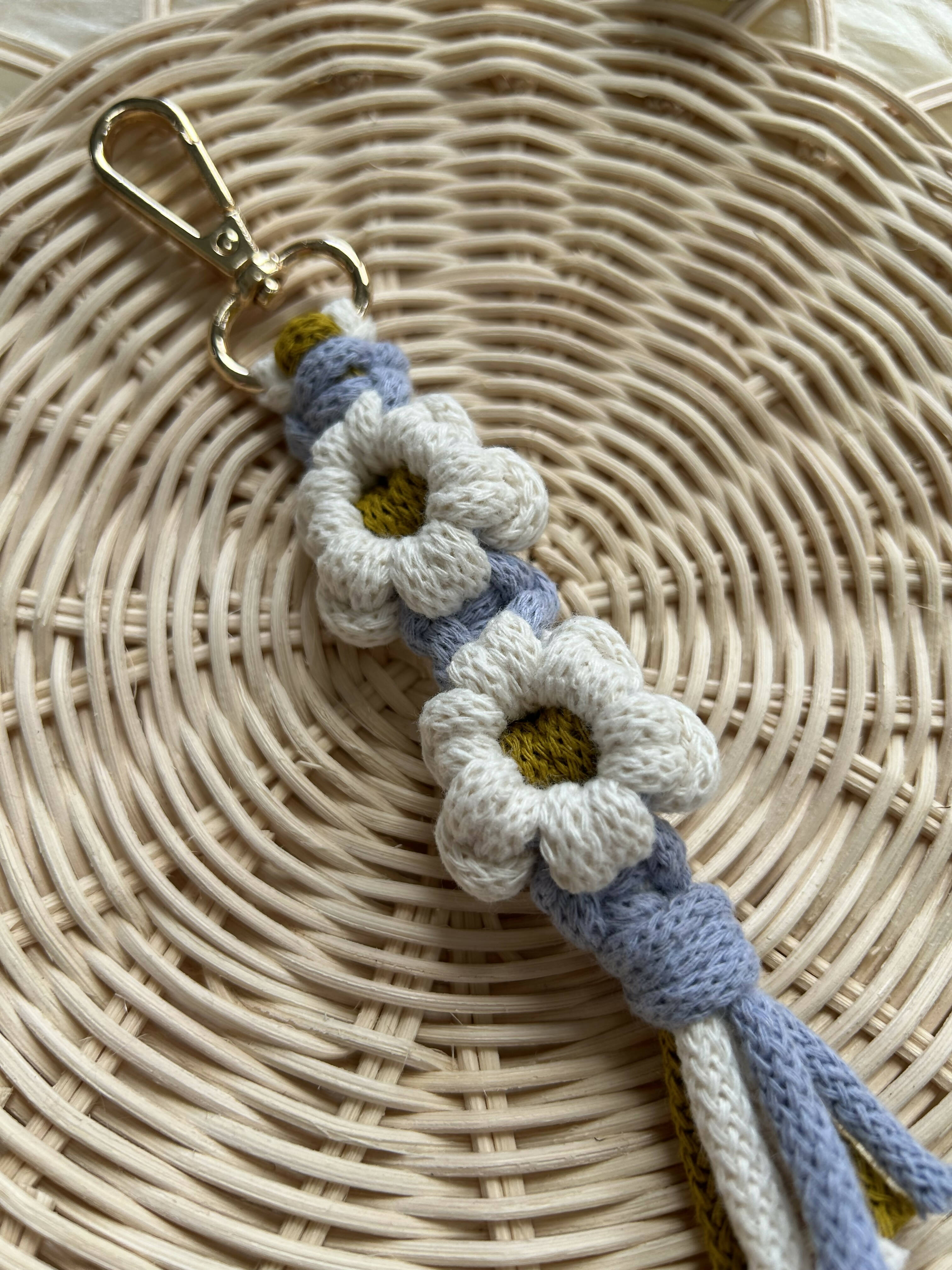 Daisy Chain Keyring-Iris