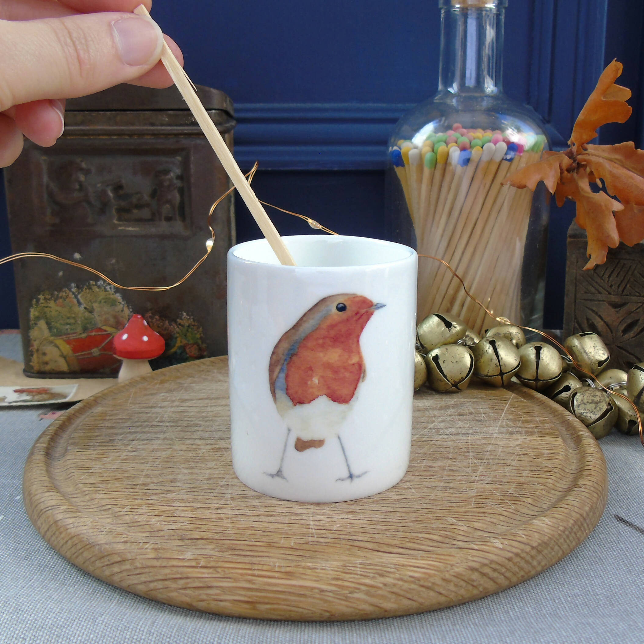Robin Tealight Candle Holder