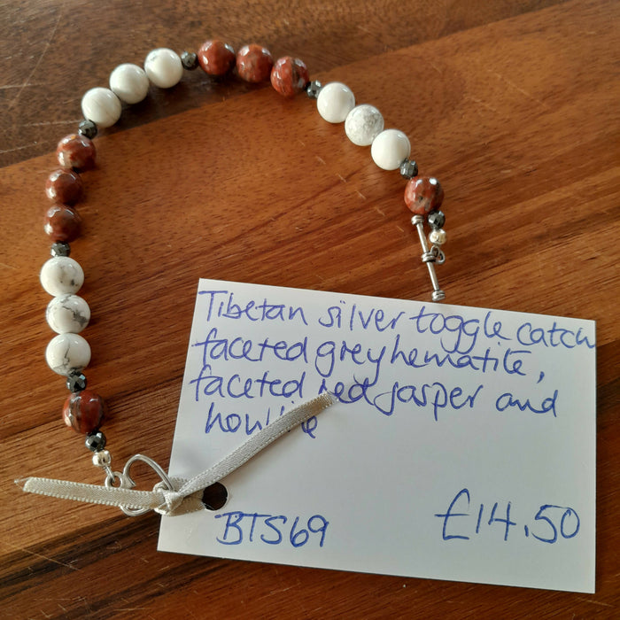 Tibetan Silver Toggle Catch Bracelet with Faceted Grey Hematite, Faceted Red Jasper and Howlite